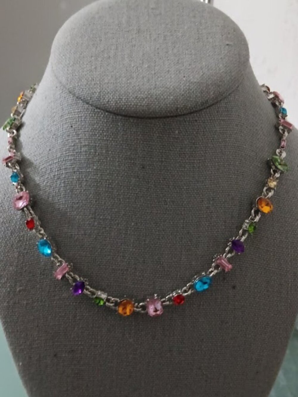 DESIGNER Mod/Contemporary Vibrant Multicolor Crystals Silver Chain Necklace**NEW